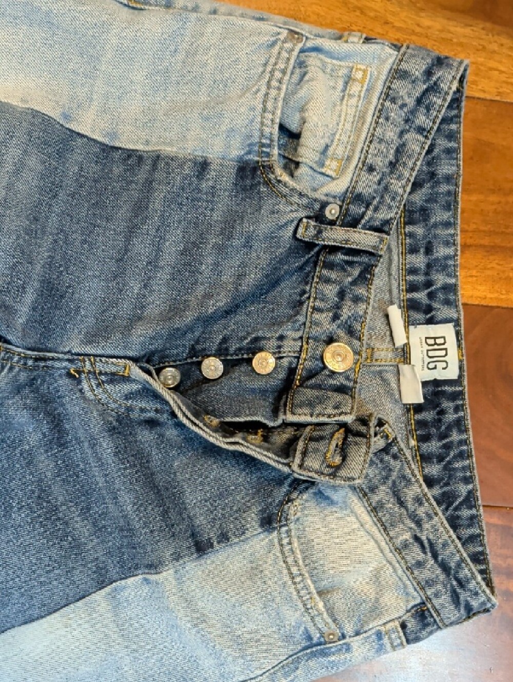 By BDG Light Blue Denim Jeans - Picture 5 of 5